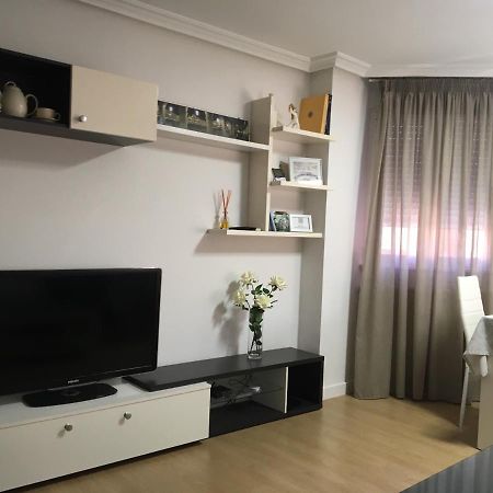 Апартаменти Vut Santa Marta Санта-Марта-де-Тормес Екстер'єр фото